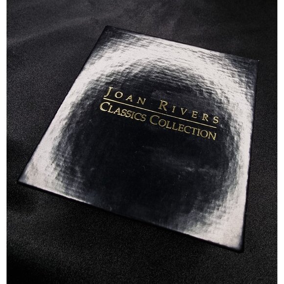 Vintage Joan Rivers Classics Collection Ladybug Charm Necklace - Picture 6 of 6